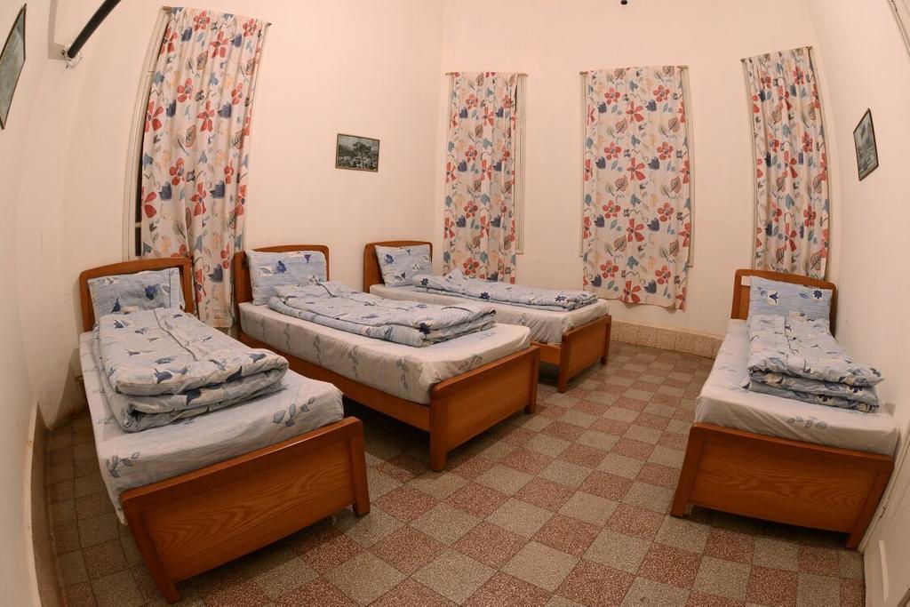Bauhaus Motel Bcharre Room photo